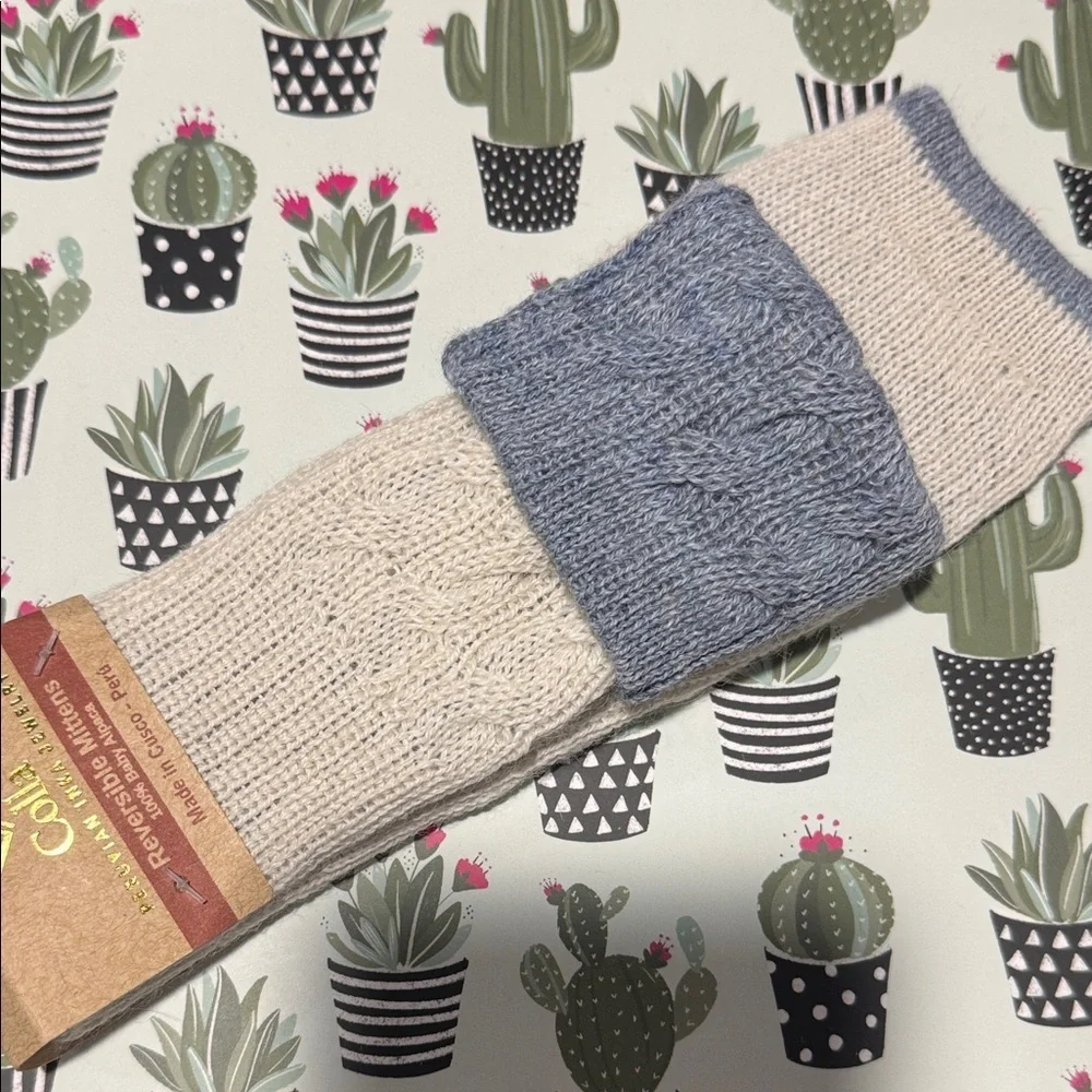 Cozy Knit gloves fingerless in Cream and Blue alpaca warm cozy Colla brand